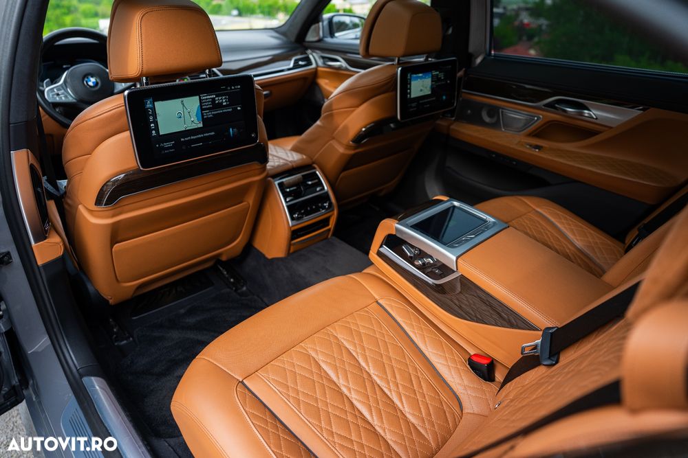 BMW Seria 7 - 18