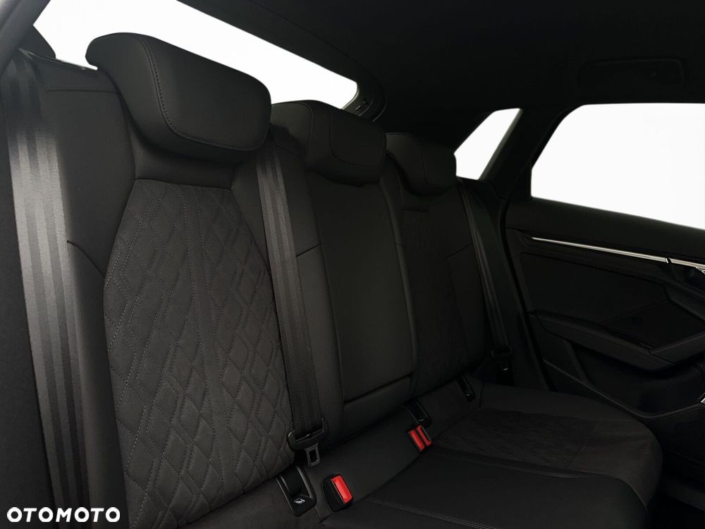 Audi RS3 Sportback - 14