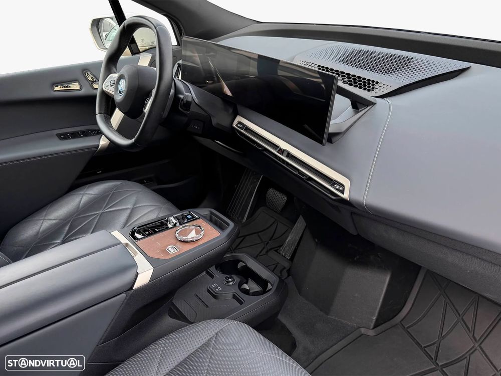BMW iX xDrive50 - 9
