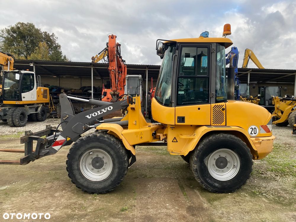 Volvo L30B PRO, 2013 ROK, 6600 MTH, ŁYŻKA OTWIERANA + WIDŁY, z NIEMIEC, SUPER STAN, - 7