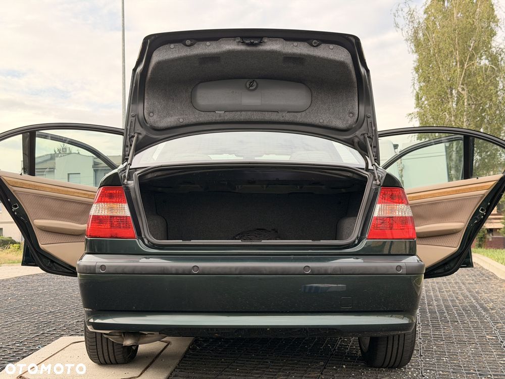 BMW Seria 3 320d - 12