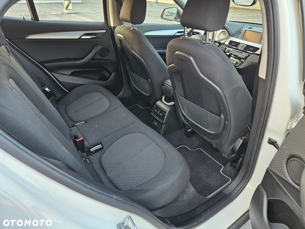 BMW X2 sDrive18i - 10