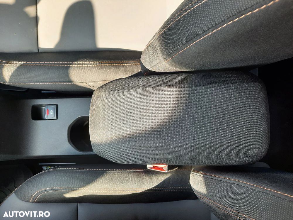 Dacia Sandero - 6