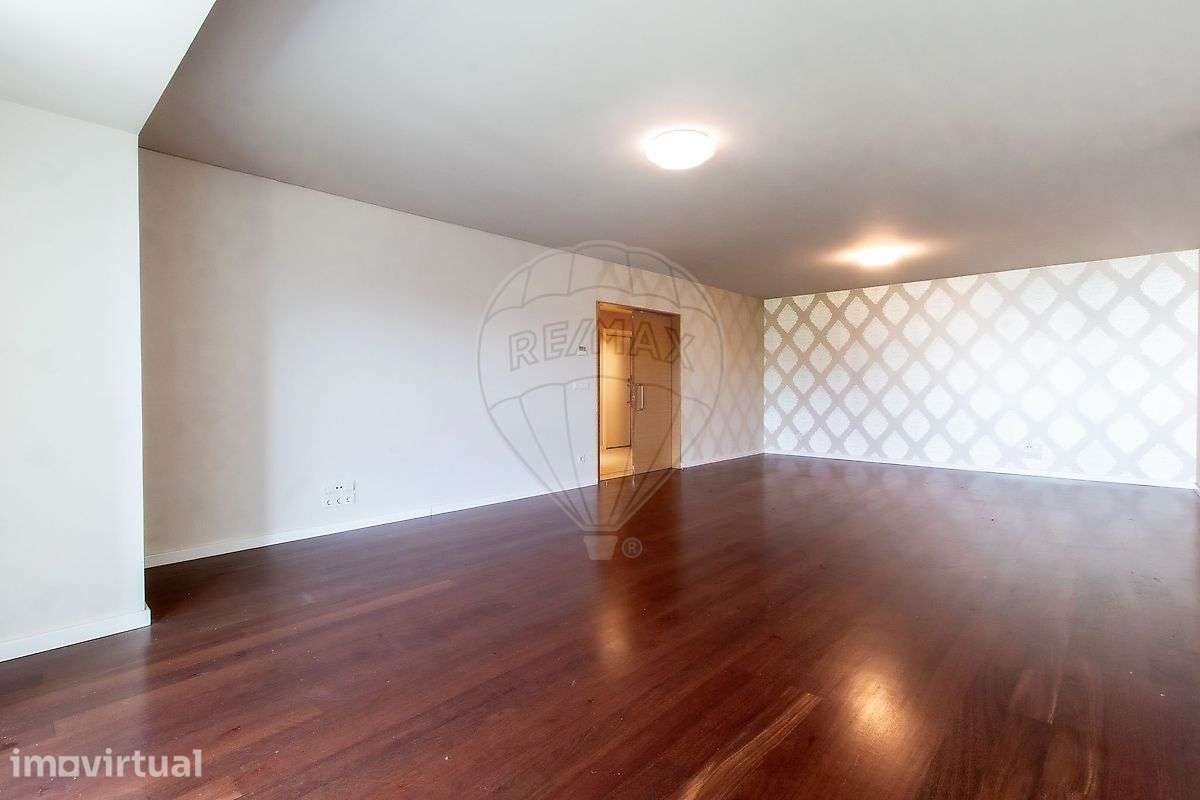 Apartamento T4 para arrendamento - Grande imagem: 2/38