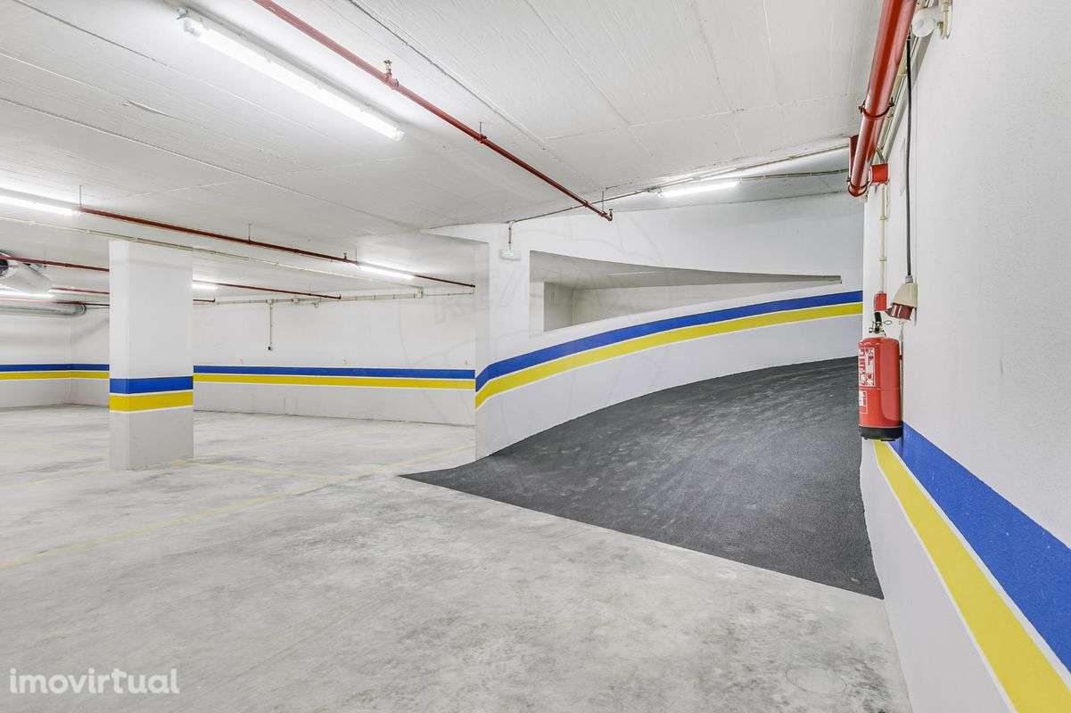 Garagem  para venda - Grande imagem: 3/14