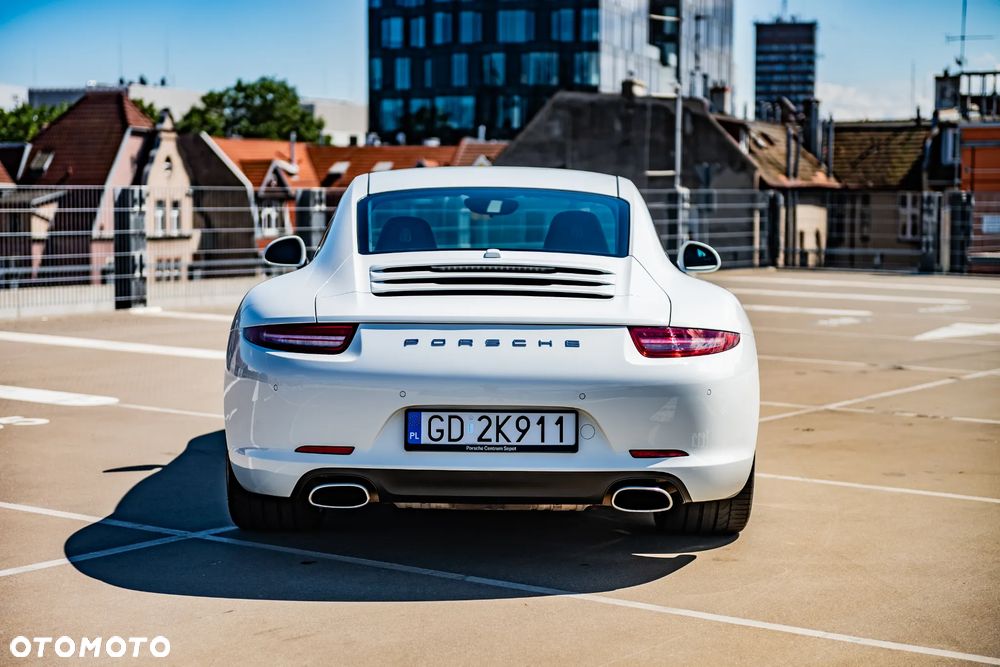 Porsche 911 Carrera PDK - 9