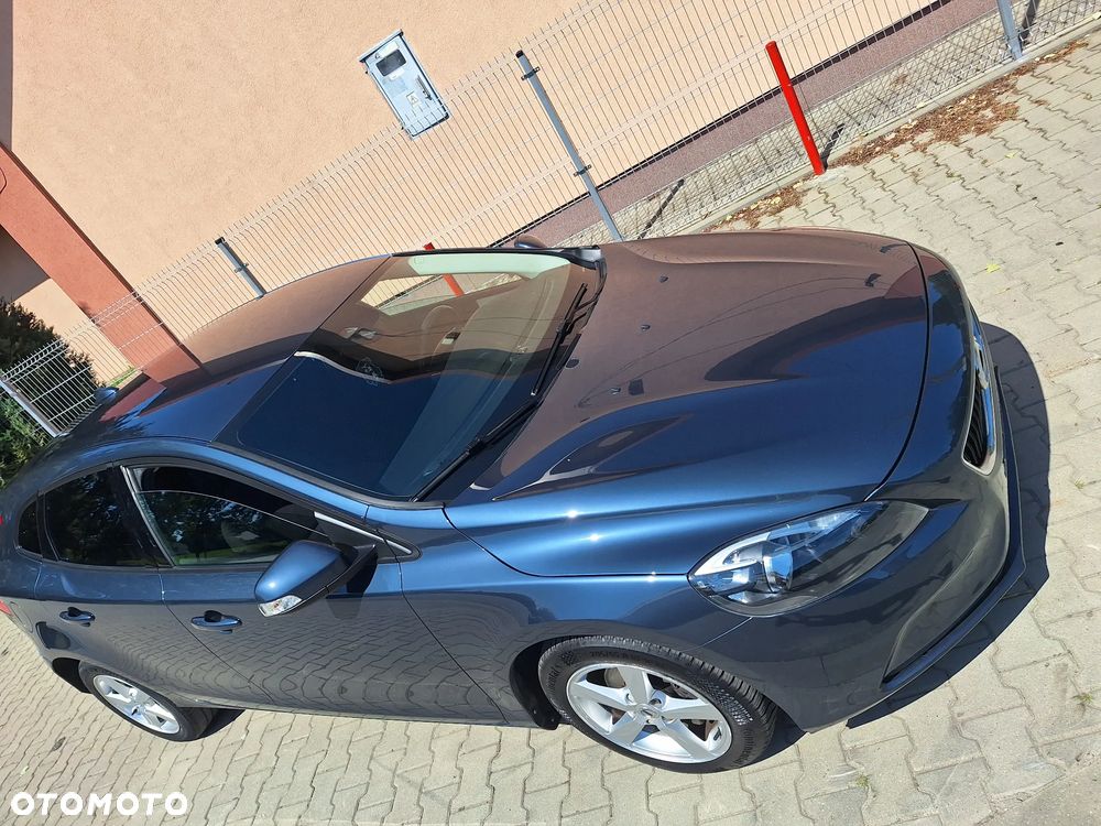 Volvo V40 D2 Kinetic - 4