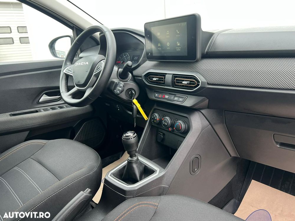 Dacia Sandero TCe 90 MT6 Comfort - 24