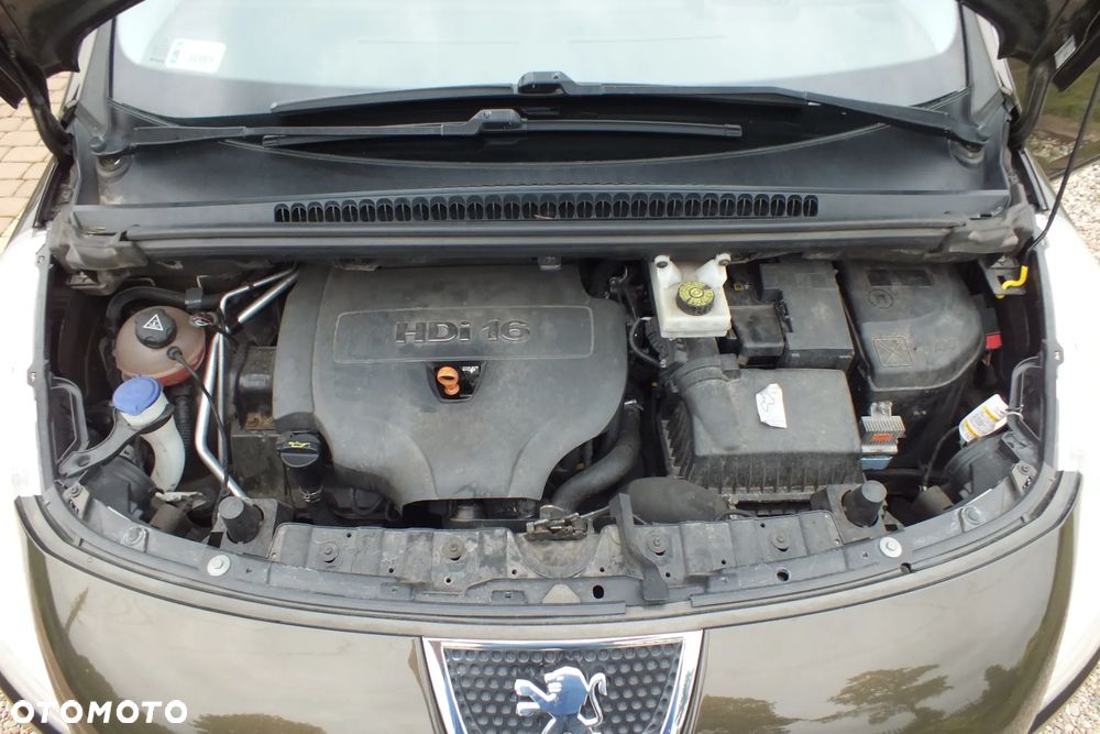 Peugeot 3008 2.0 HDi Allure - 28