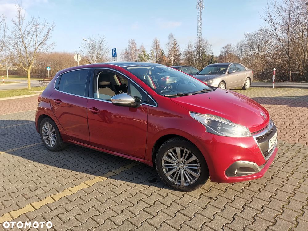 Peugeot 208 1.2 PureTech Allure - 7