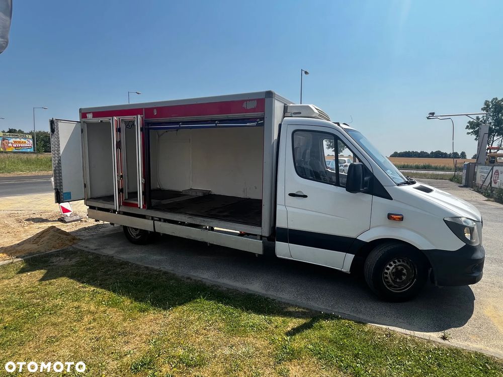 Mercedes-Benz Sprinter - 3