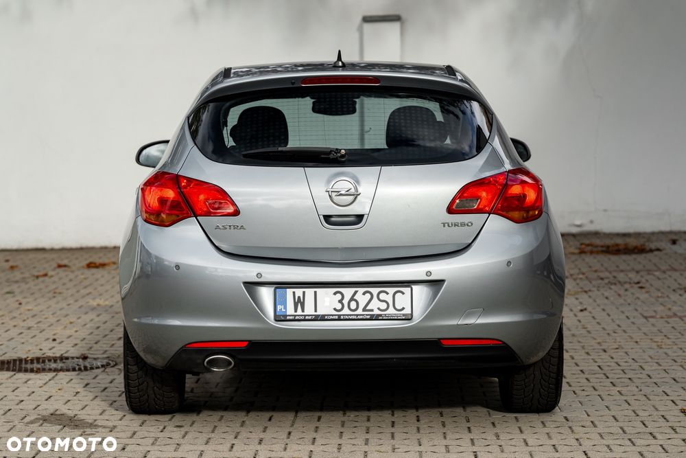 Opel Astra 1.4 Turbo Color Edition - 9