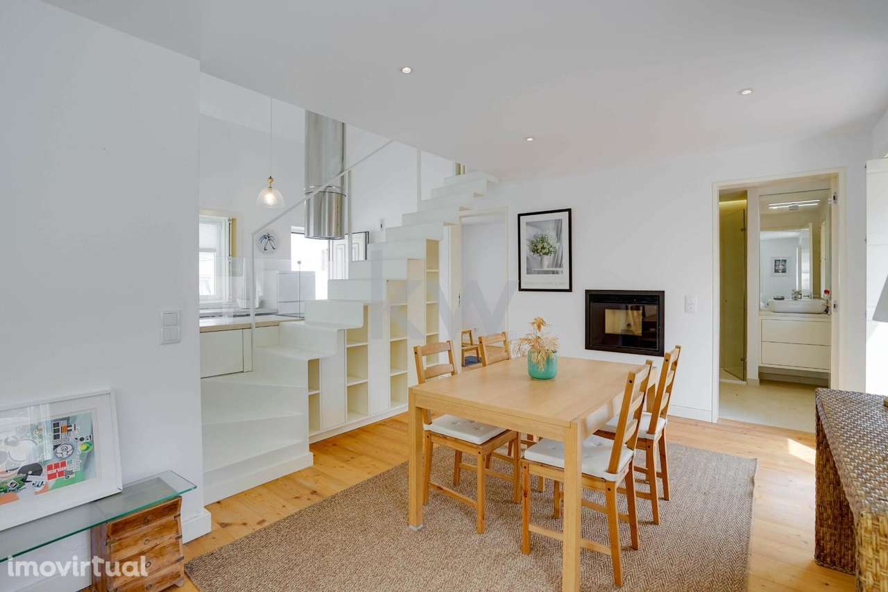 Moradia T2 com charme único no coração da Vila de Sintra - Grande imagem: 2/30