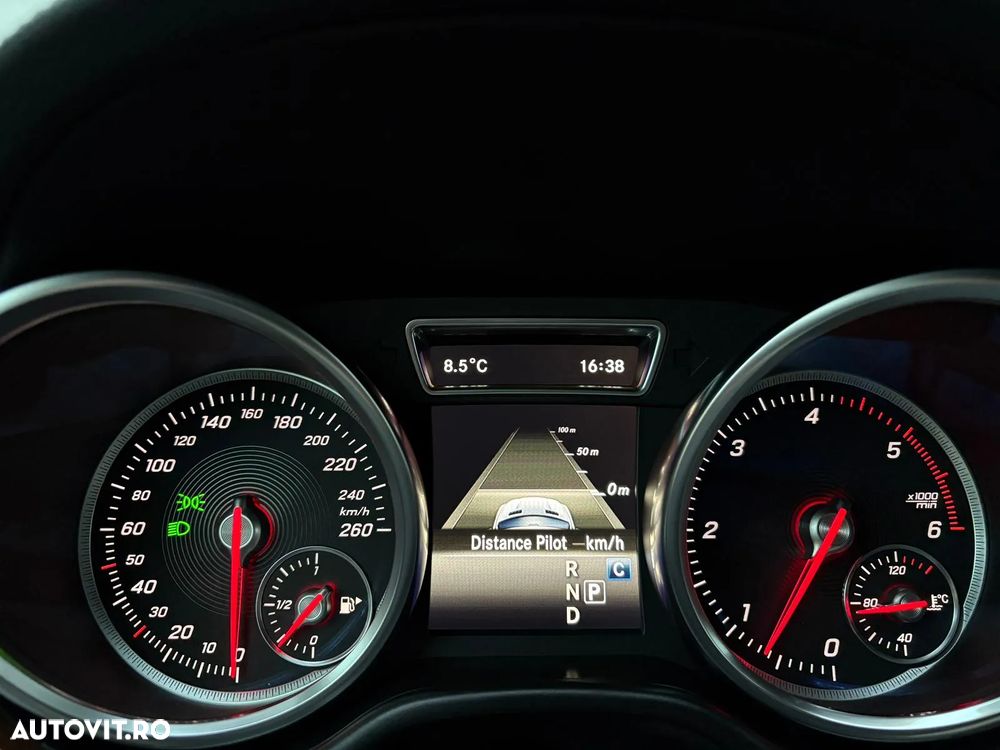 Mercedes-Benz GLE 350 d 4Matic 9G-TRONIC AMG Line - 15