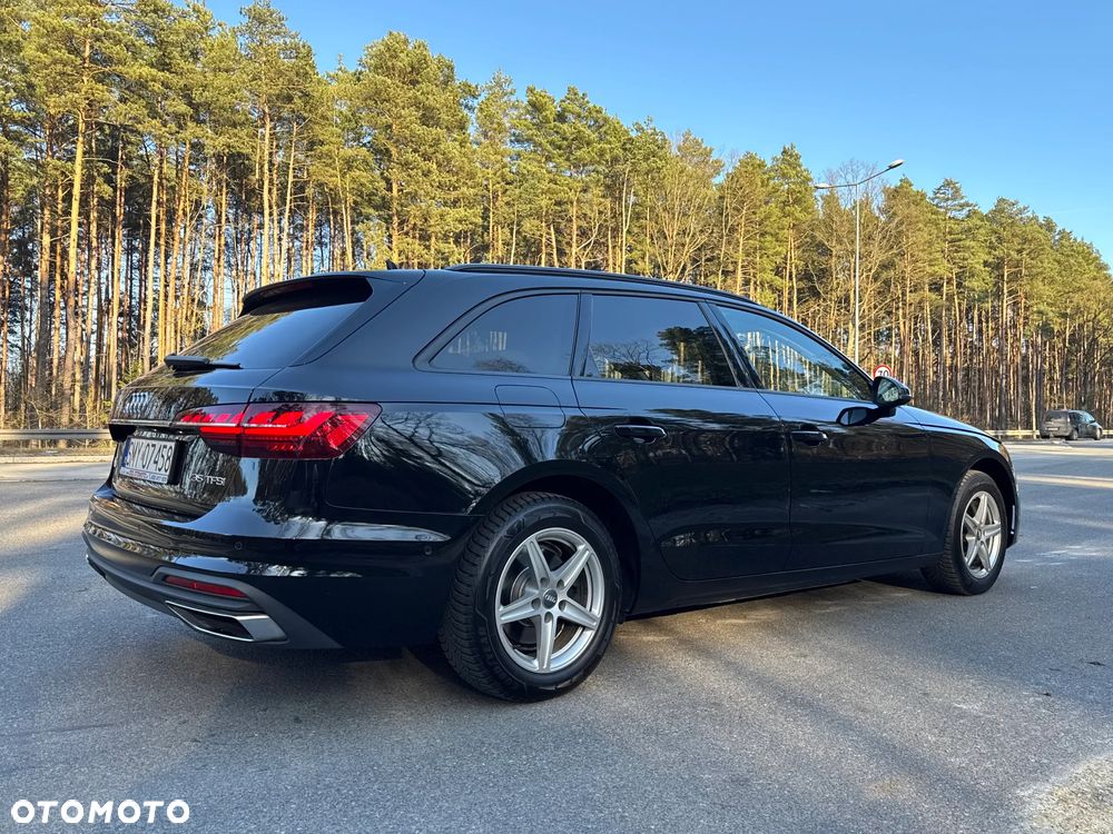 Audi A4 Avant - 30