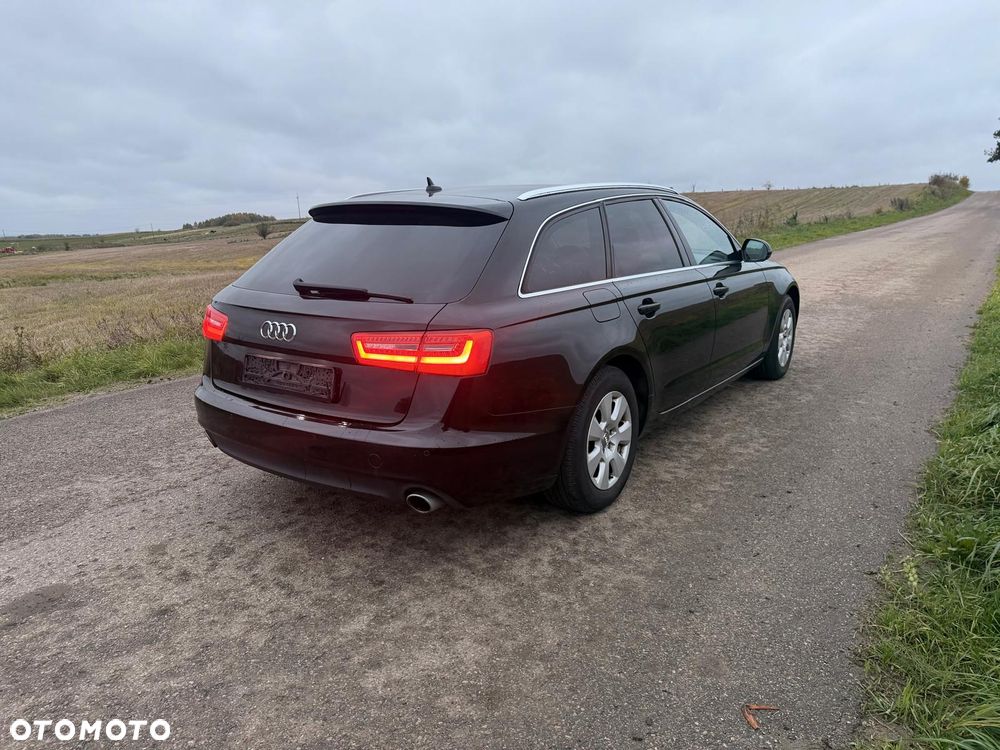 Audi A6 Avant 2012 photo 4