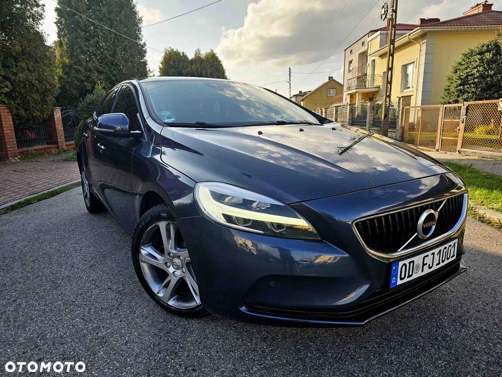 Volvo V40 D4 Geartronic Summum - 16