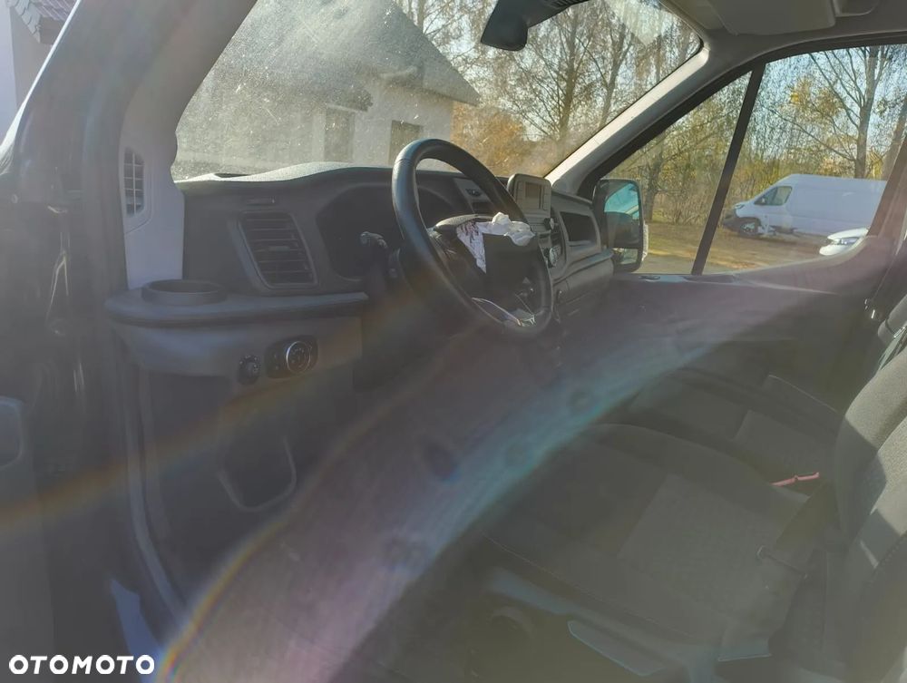 Ford Transit - 8