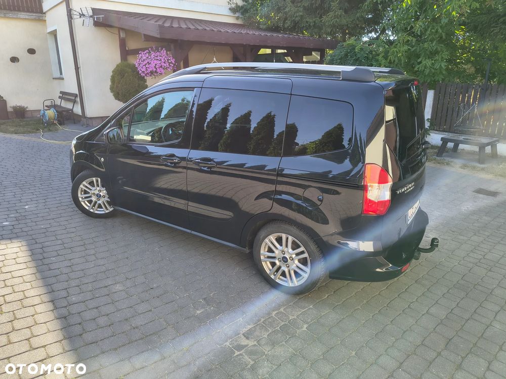 Ford Tourneo Courier 1.0 EcoBoost Titanium - 15