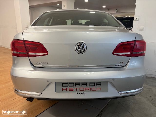 VW Passat 1.6 TDI BlueMotion - 35
