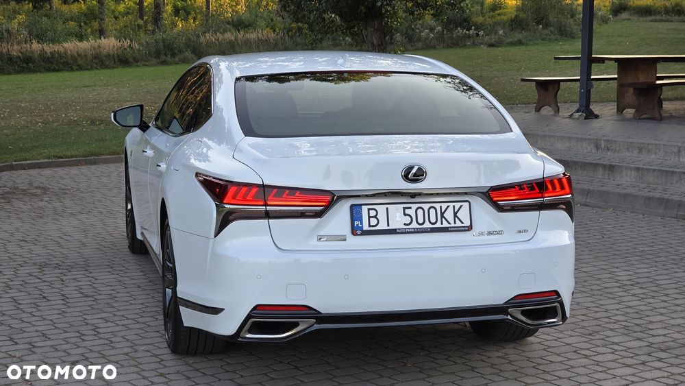 Lexus LS - 12