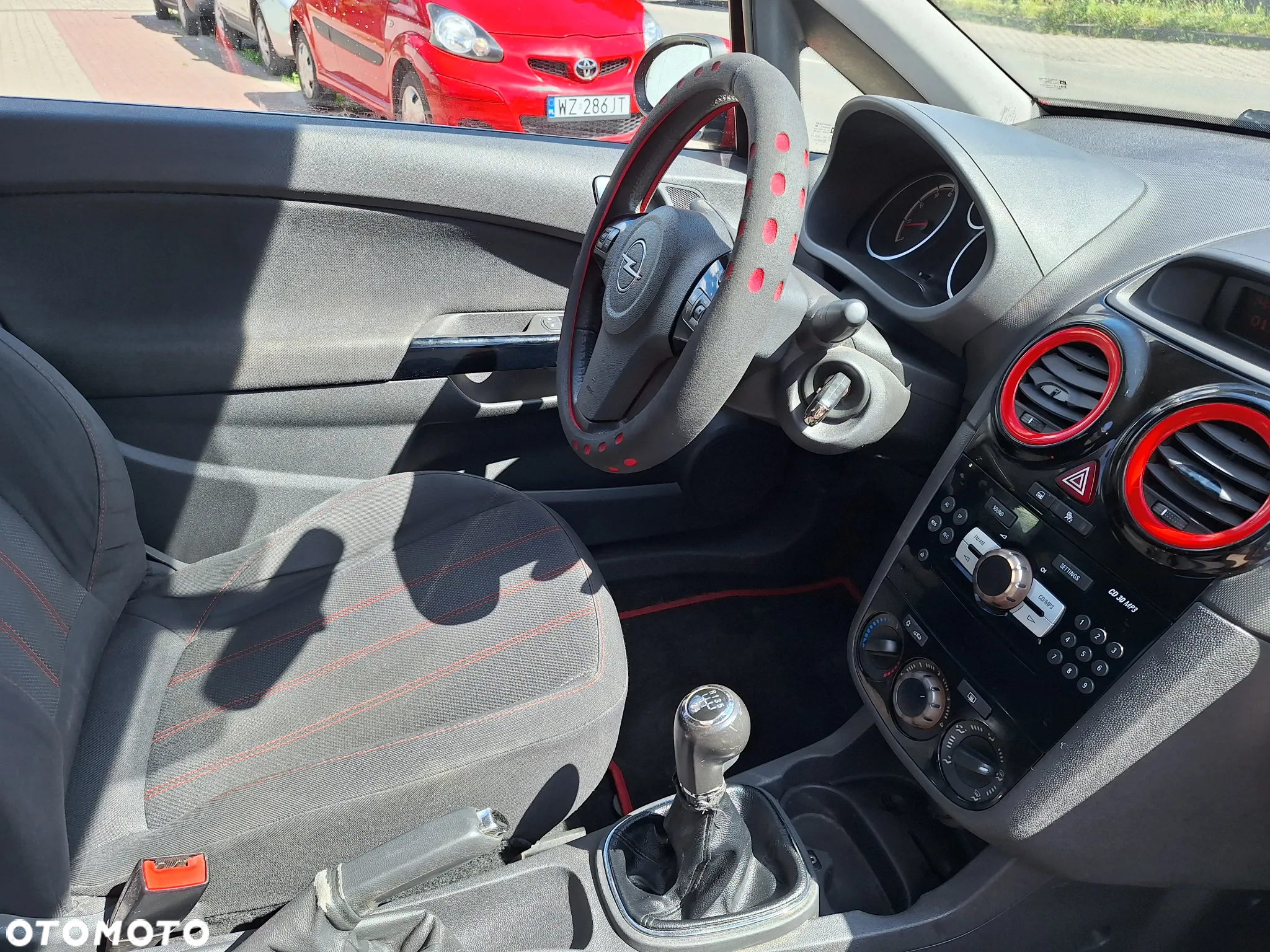 Opel Corsa 1.4 16V Color Edition - 9
