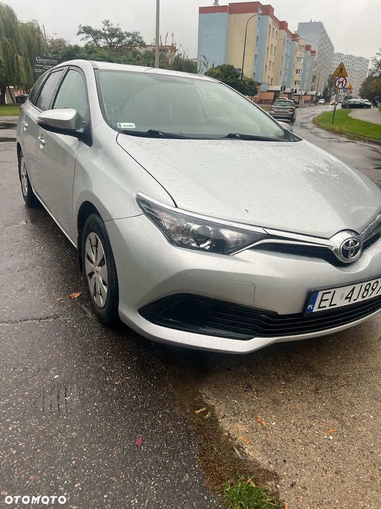 Toyota Auris - 6