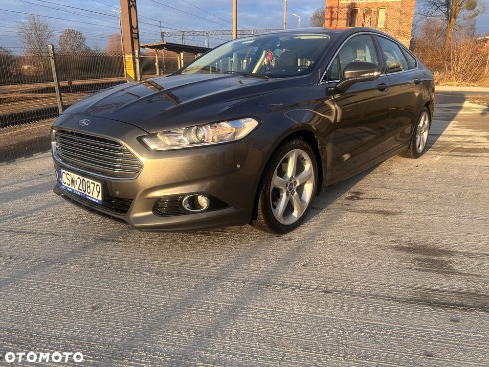 Ford Mondeo 2.0 EcoBoost Titanium - 13