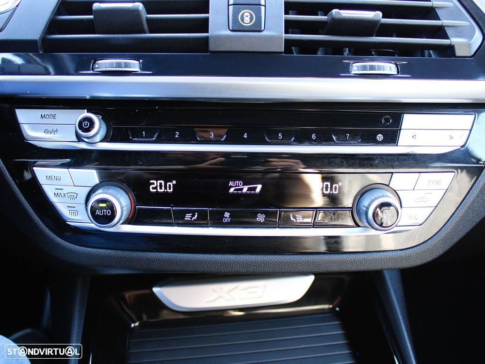 BMW X3 30 e xDrive Pack M - 44