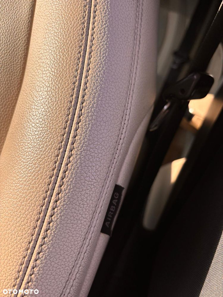 Mercedes-Benz CLA 250 4Matic 7G-DCT Sport - 25