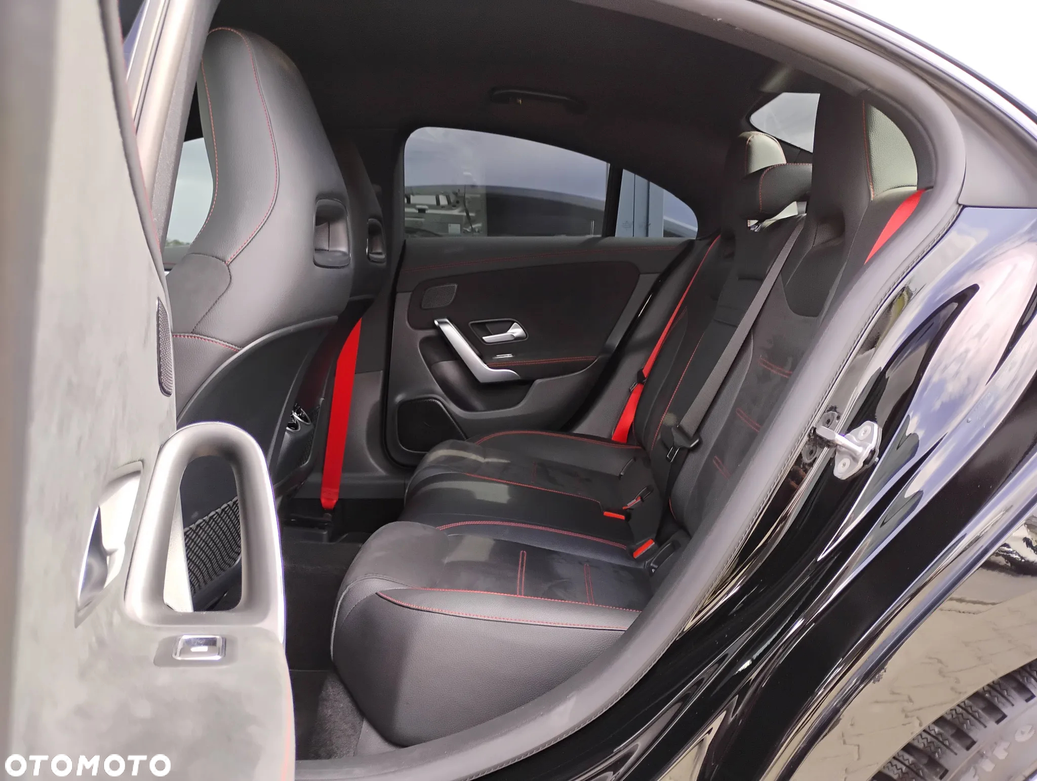 Mercedes-Benz CLA AMG 45 S 4-Matic 8G-DCT - 17