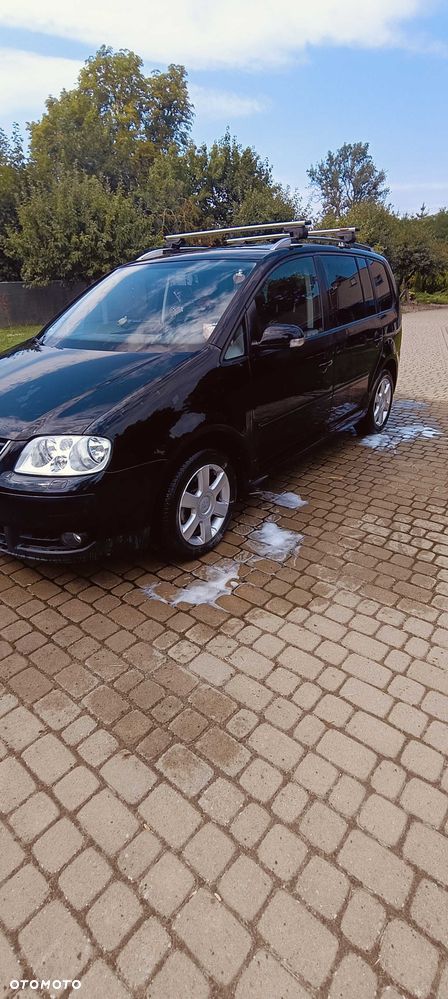 Volkswagen Touran - 3