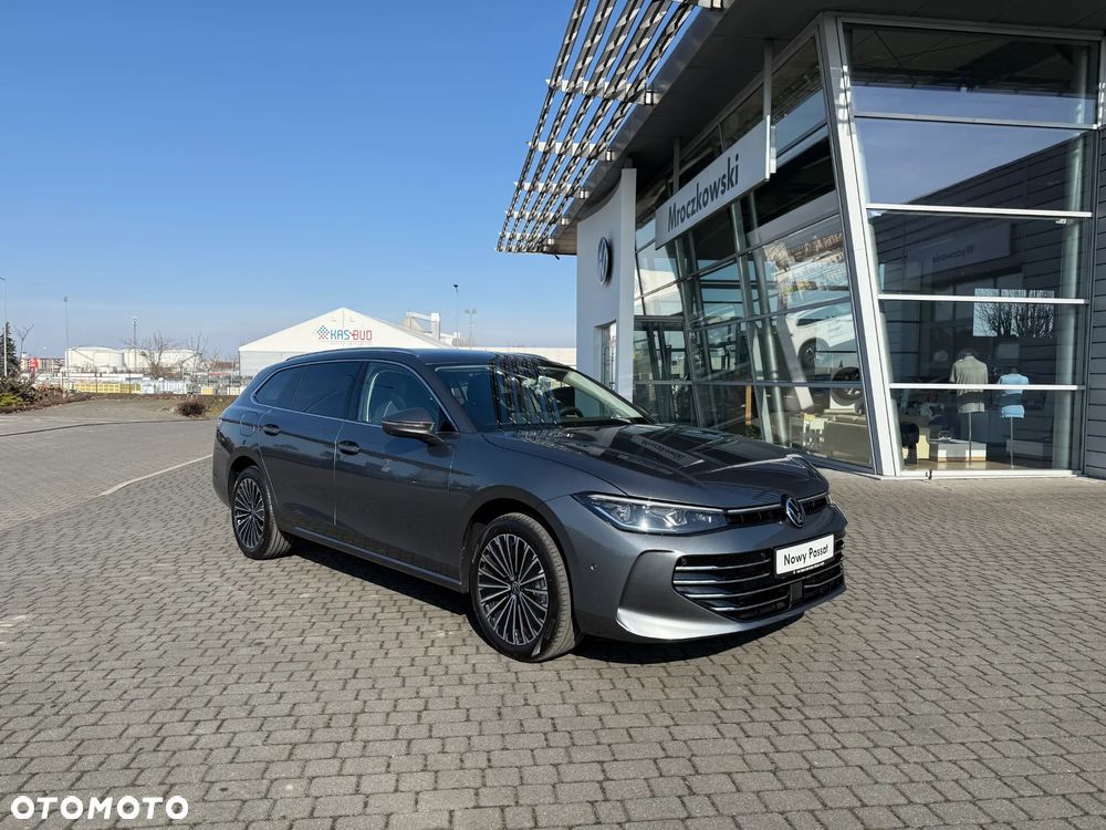 Volkswagen Passat 2.0 TDI SCR 4Mot Elegance DSG - 2