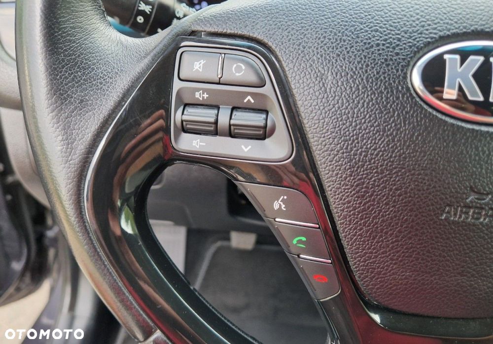 Kia Ceed - 24