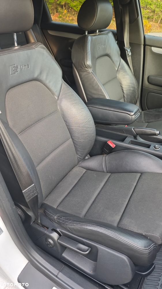 Audi A4 Avant 2.0 TDI DPF - 14