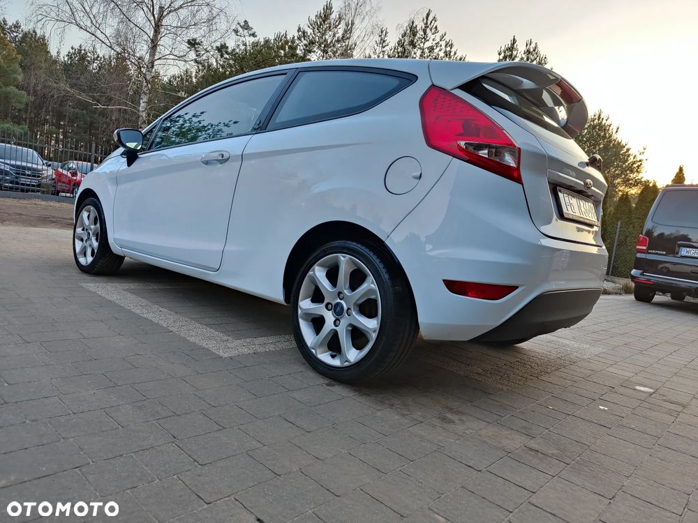 Ford Fiesta 1.25 Champions Edition - 30