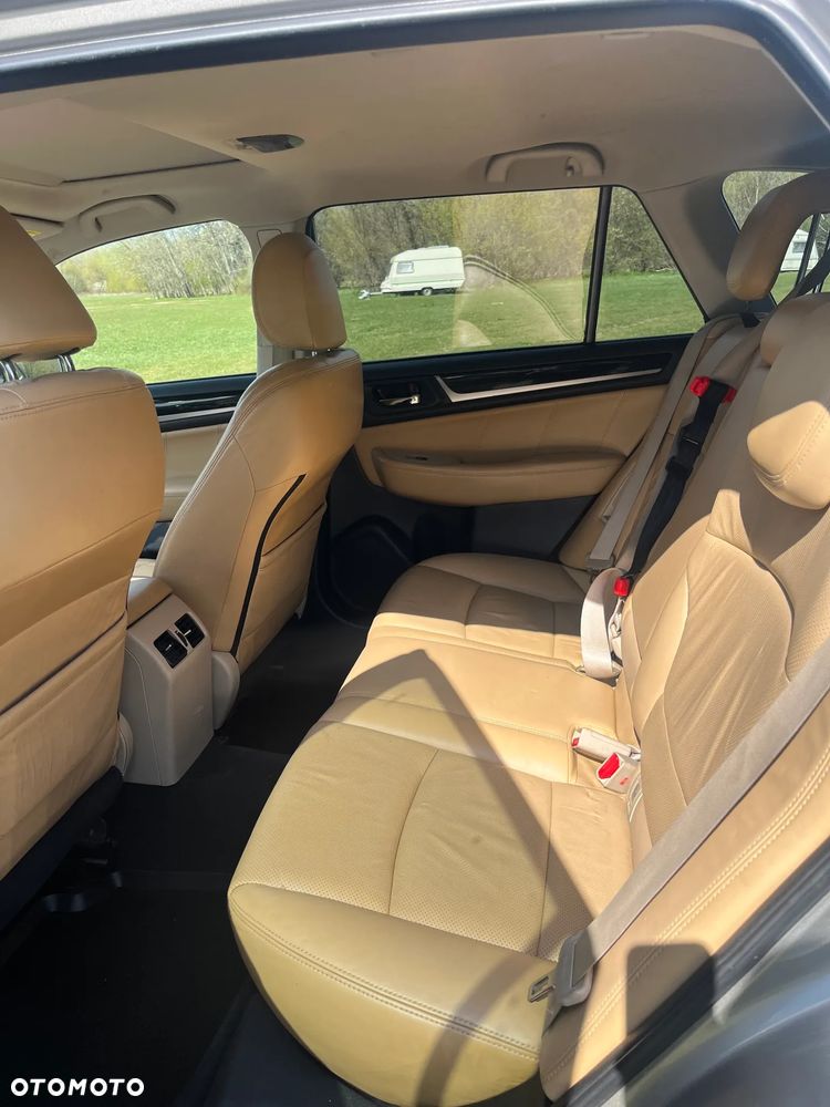 Subaru Outback - 18