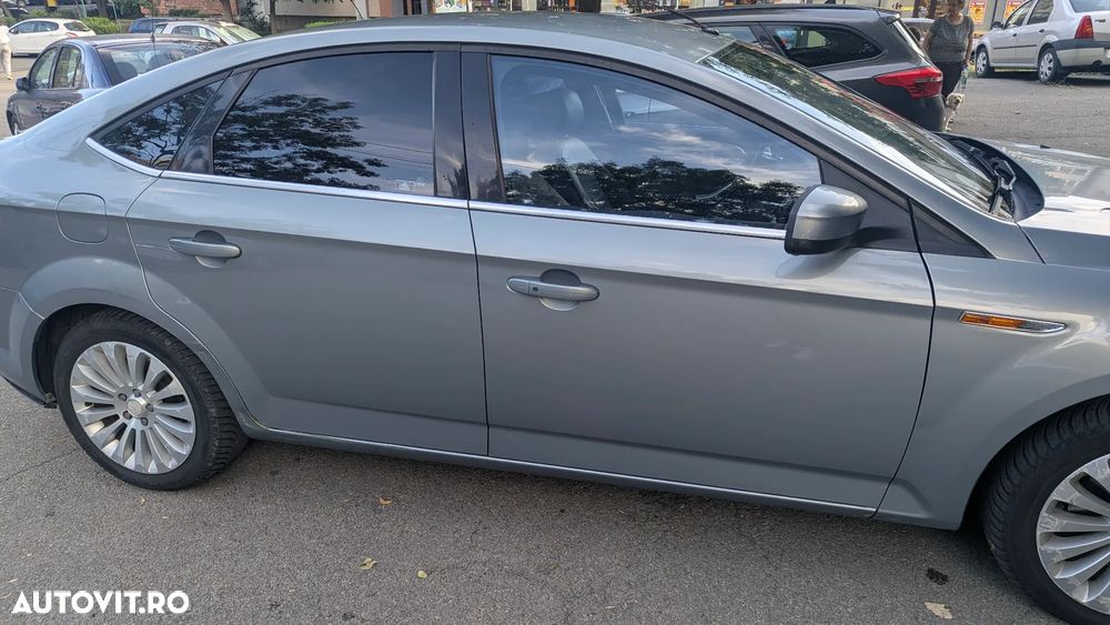 Ford Mondeo 2.0 TDCi Ghia - 6
