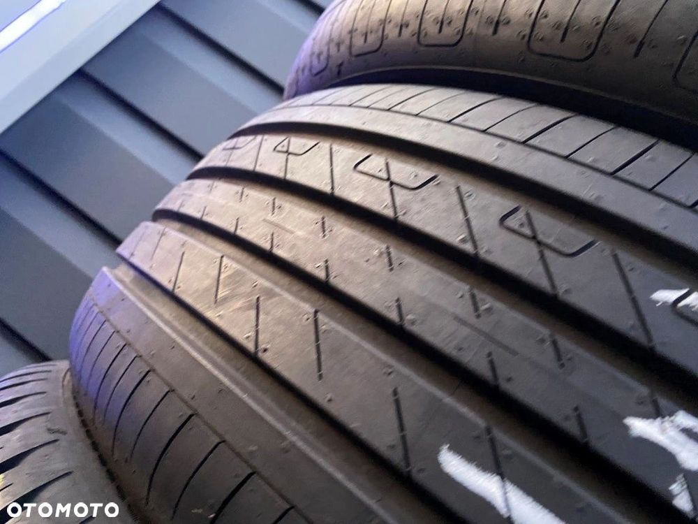 215/50/18 Goodyear EfficientGrip_7mm_2szt_(375) - 4