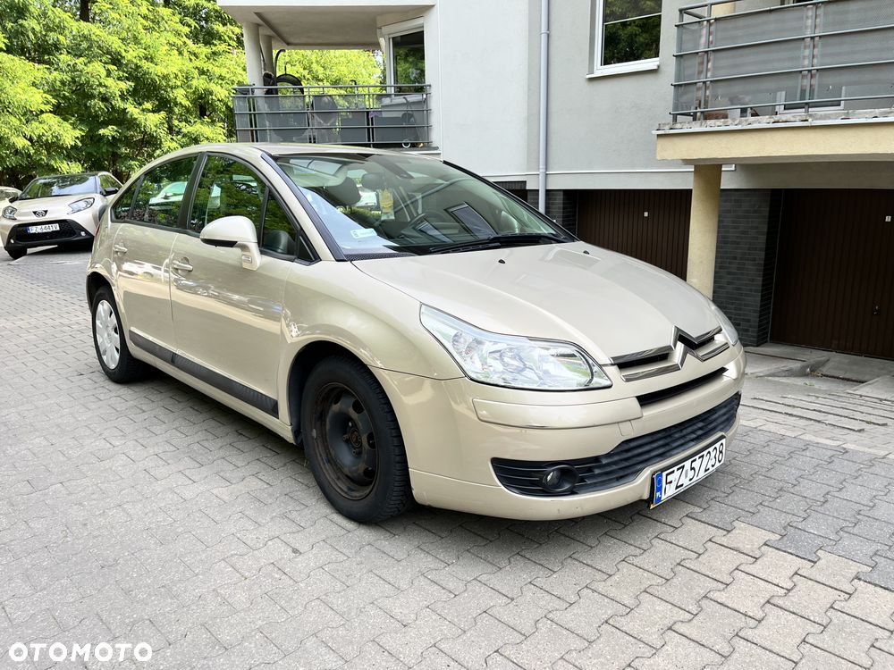 Citroën C4 1.6 16V Magic - 1