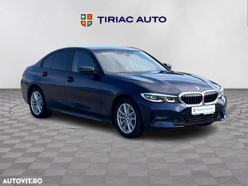 BMW Seria 3 330i xDrive AT - 8