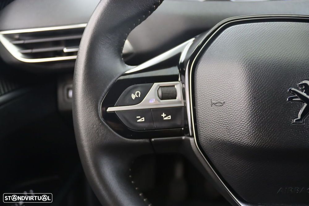 Peugeot 3008 1.2 PureTech Allure - 11