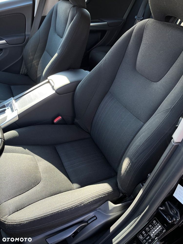 Volvo V60 D4 Geartronic - 26