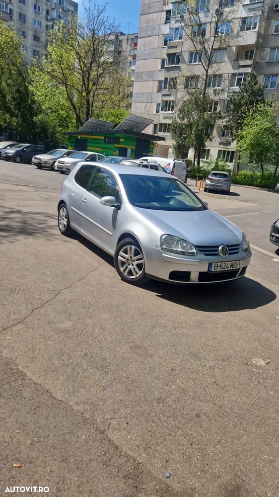 Volkswagen Golf 1.4 TSI Comfortline DSG - 2