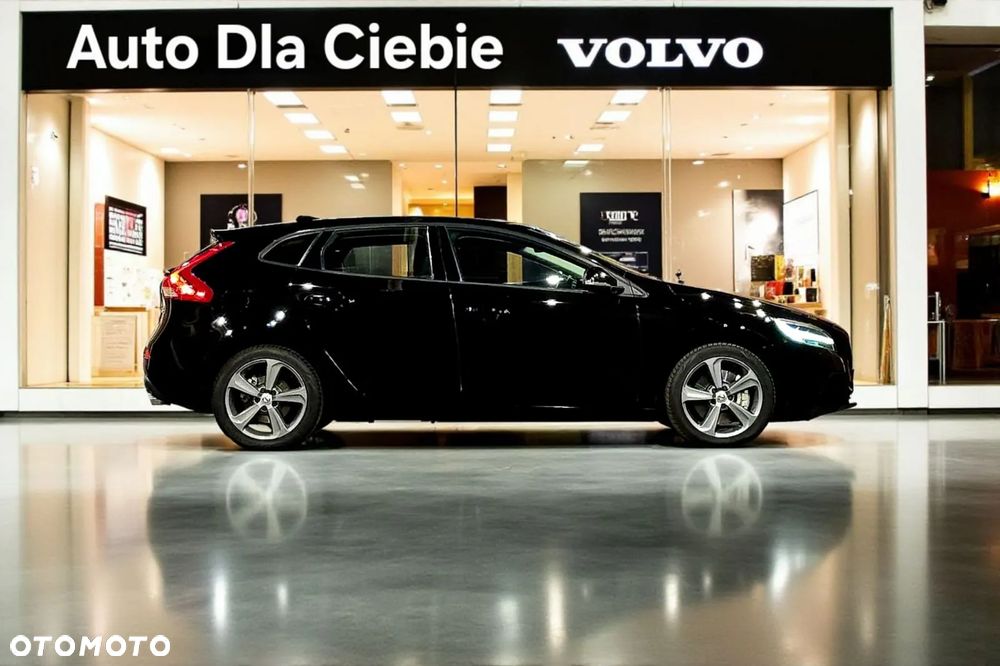 Volvo V40 T3 Drive-E Momentum - 26