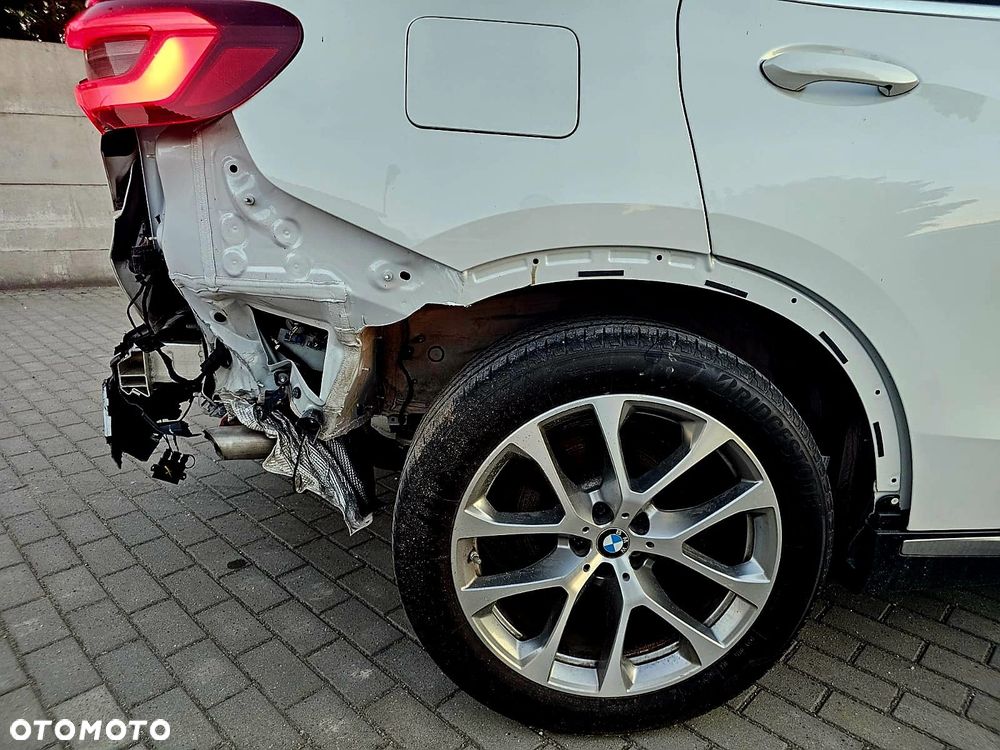 BMW X5 xDrive40i xLine - 35