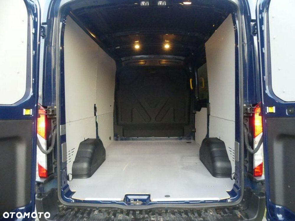 Ford Transit - 20