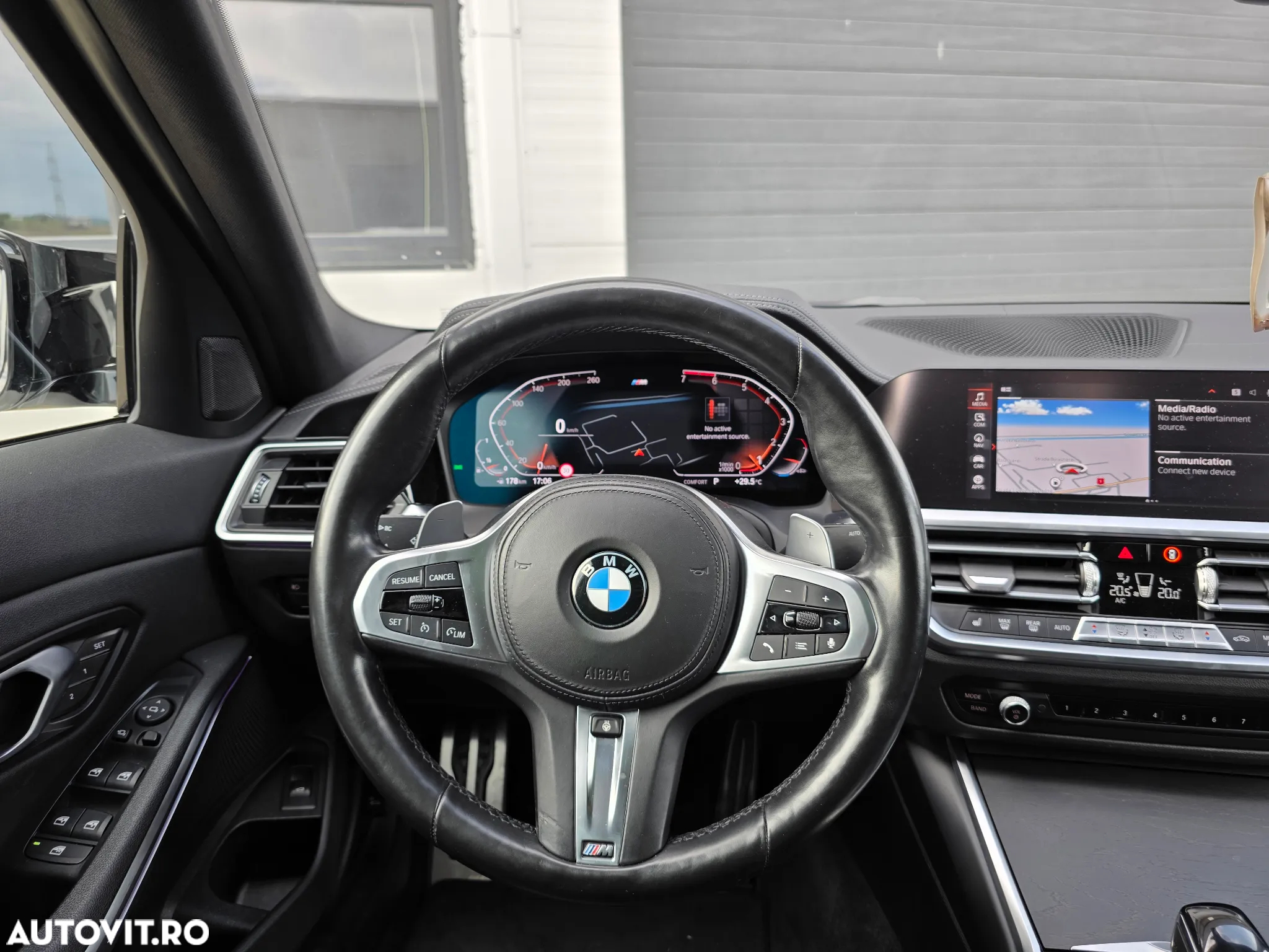 BMW Seria 3 330i xDrive Aut. M Sport - 17