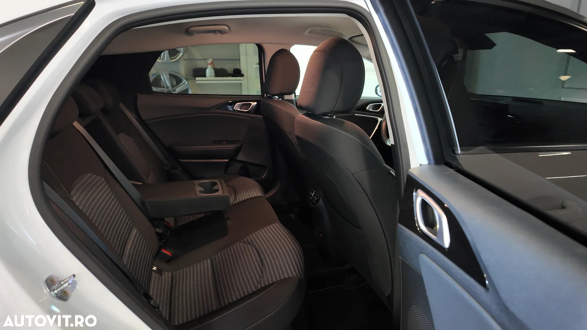 Kia XCeed 1.6 GDI DCT6 OPF Plug-in-Hybrid VISION - 36