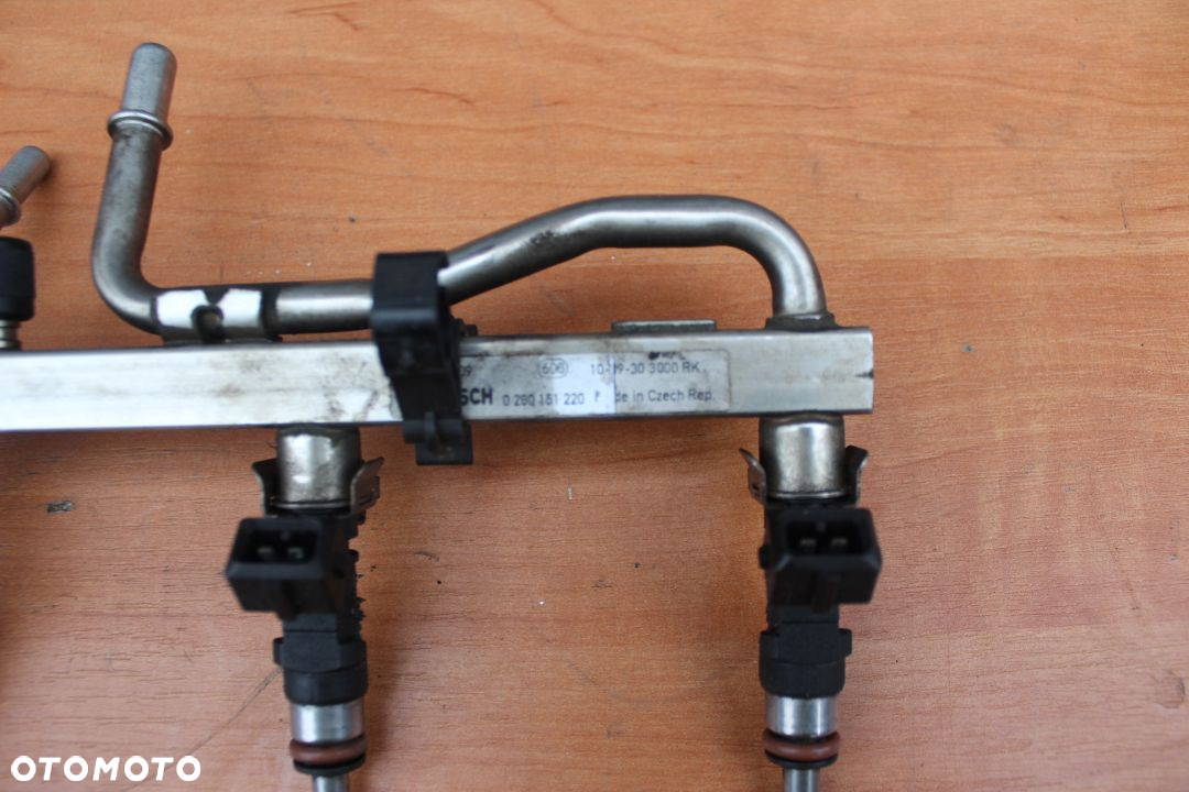 LISTWA WTRYSKOWA WTRYSKIWACZE OPEL INSIGNIA ASTRA J CORSA D 1.6 TURBO BENZYNA 0280151220 55355609 - 3